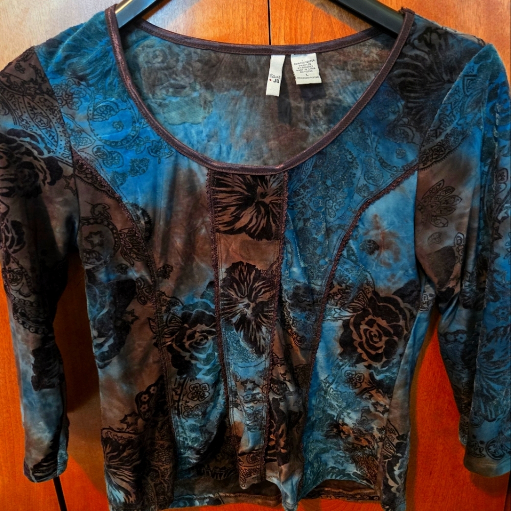 Corset Style 3/4 Sleeve Top